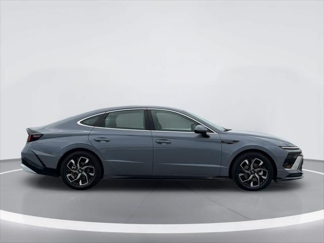 Hyundai Sonata SEL 2025