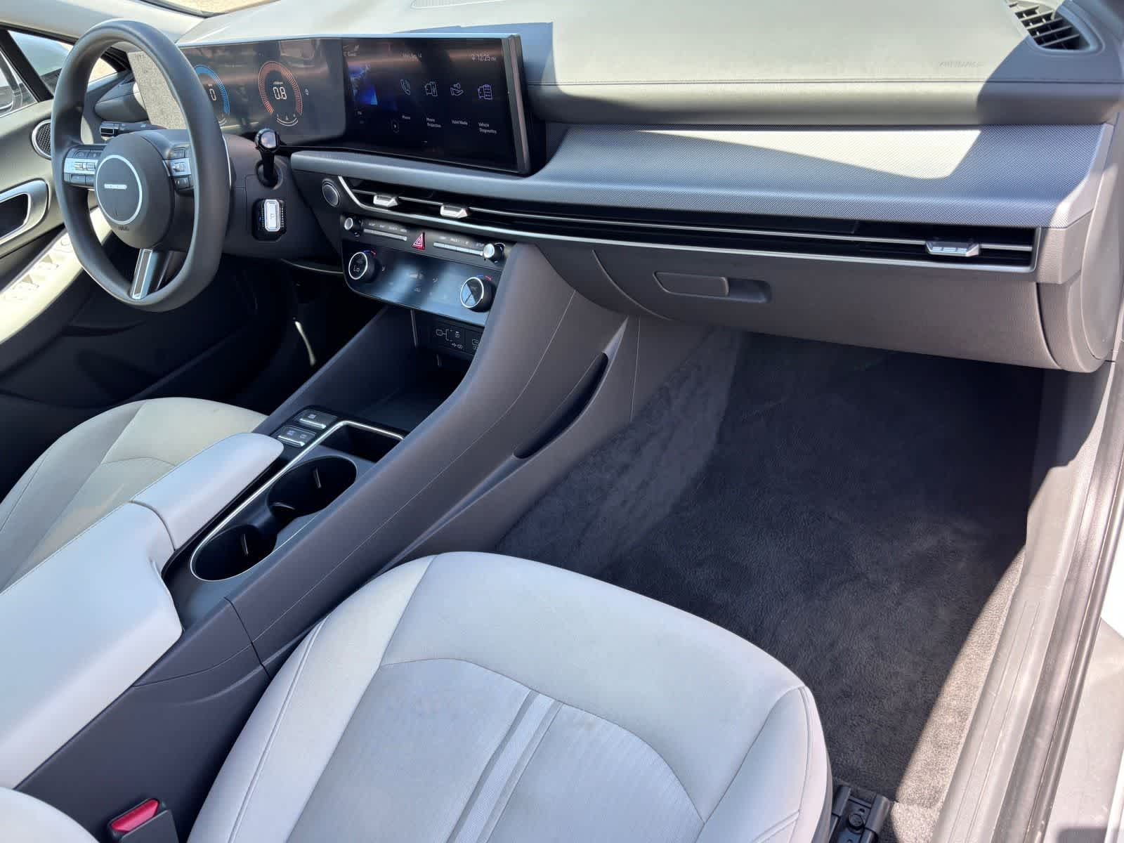 Hyundai Sonata SEL 2025