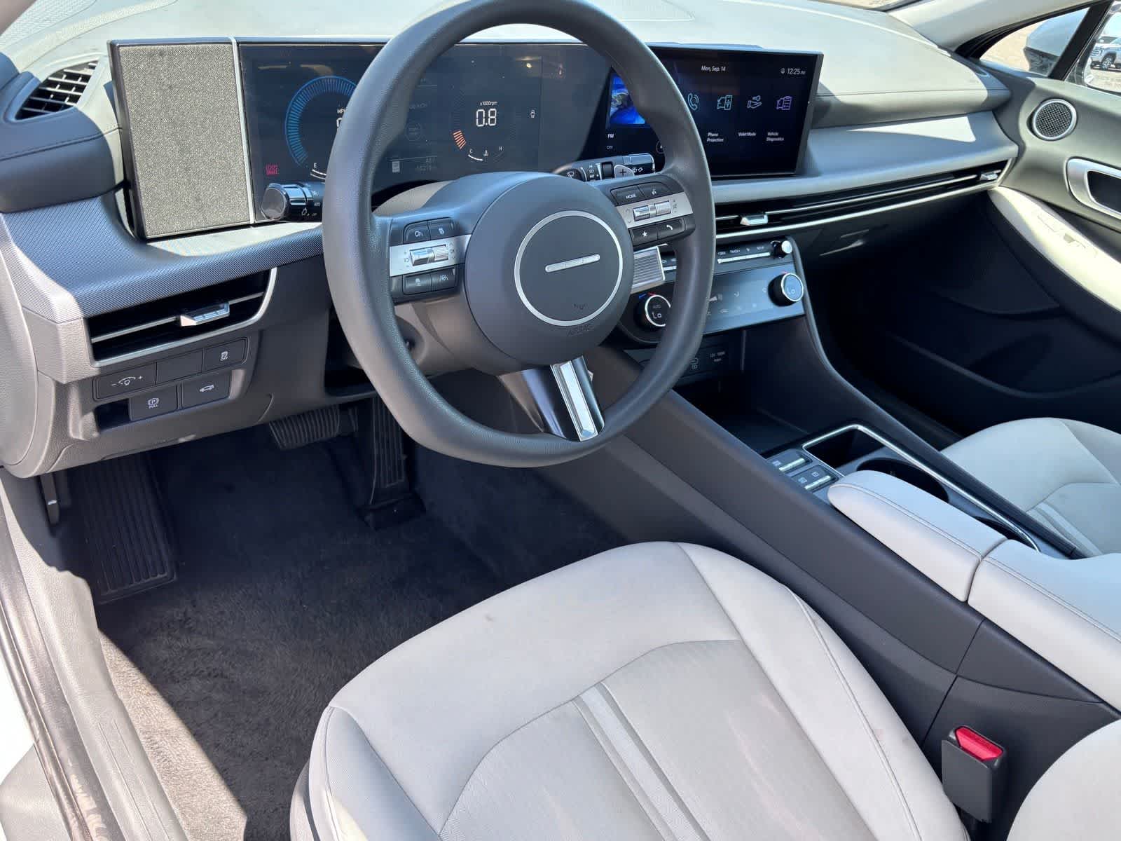 Hyundai Sonata SEL 2025