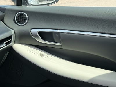 Hyundai Sonata SEL 2025