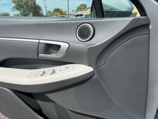 Hyundai Sonata SEL 2025