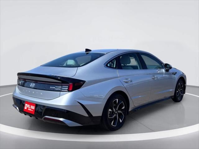 Hyundai Sonata SEL 2025