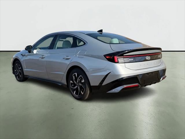 Hyundai Sonata SEL 2025