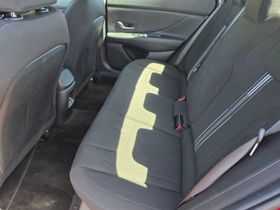 Hyundai Elantra SEL 2024