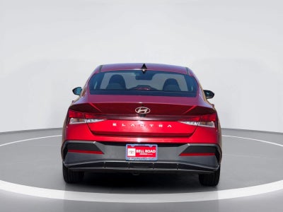 Hyundai Elantra SEL 2024