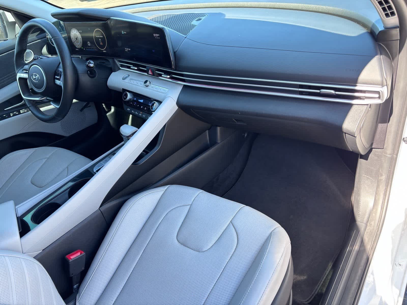Hyundai Elantra Hybrid Limited 2022