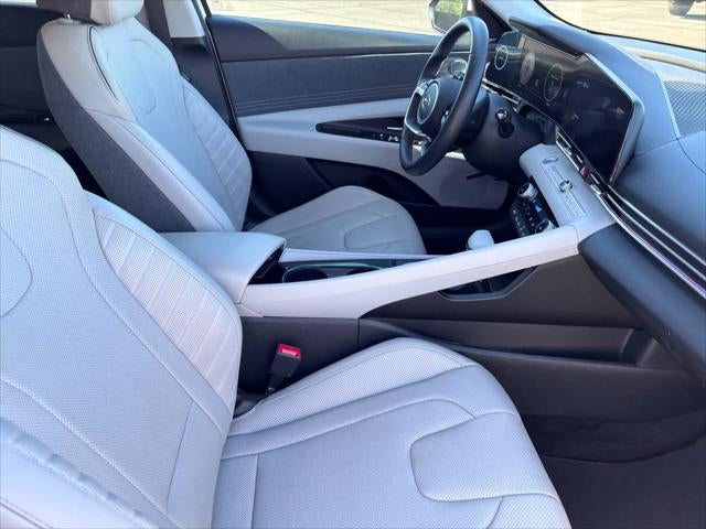 Hyundai Elantra Hybrid Limited 2022