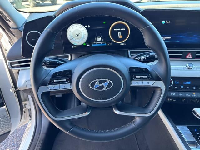 Hyundai Elantra Hybrid Limited 2022