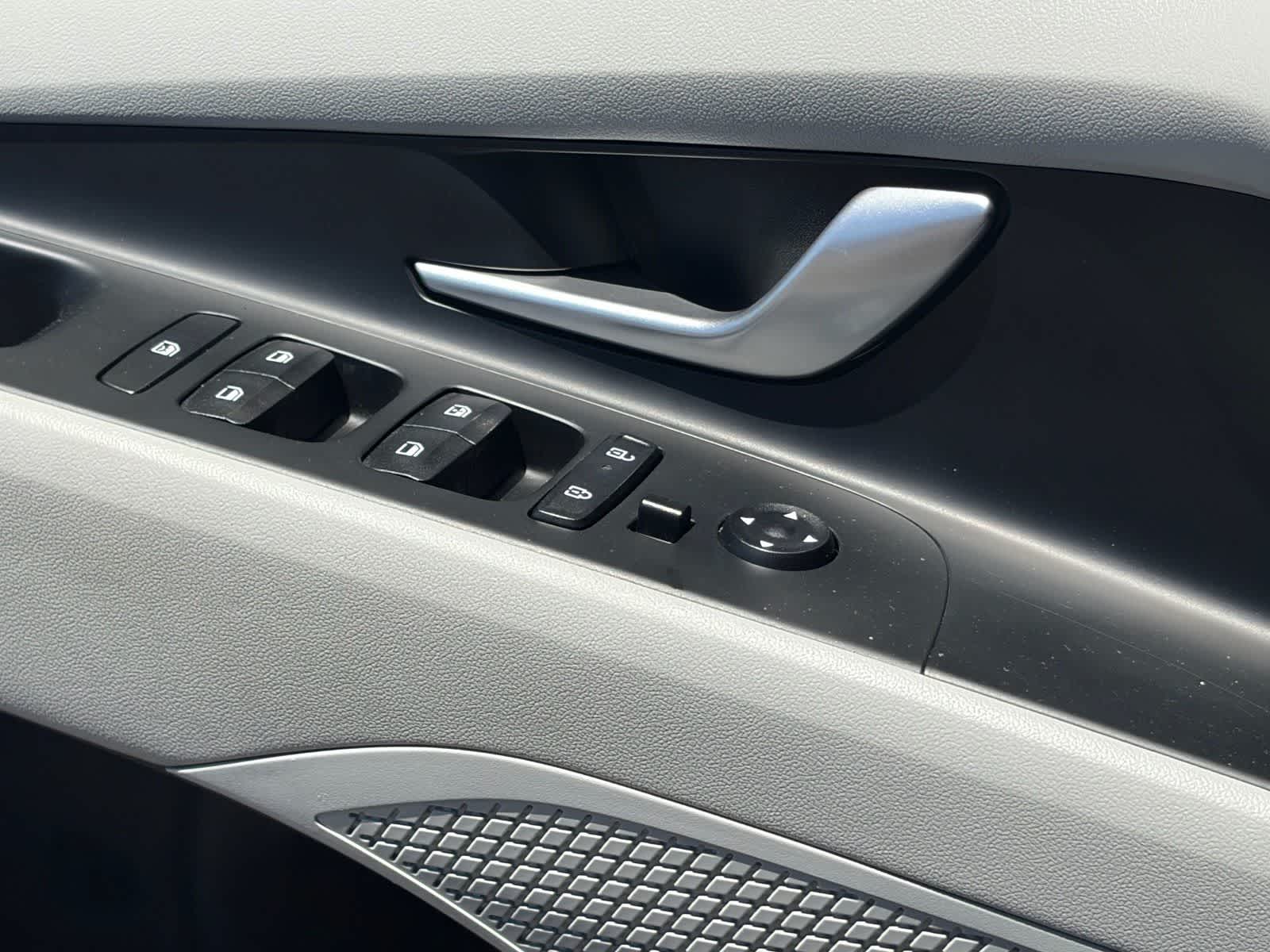 Hyundai Elantra Limited 2024