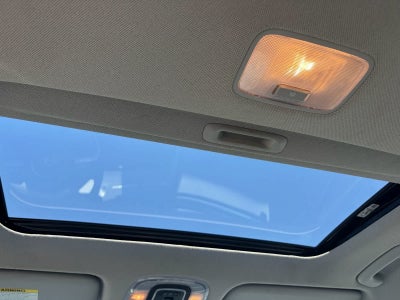 Hyundai Elantra Limited 2024