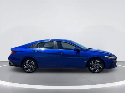 Hyundai Elantra Limited 2024