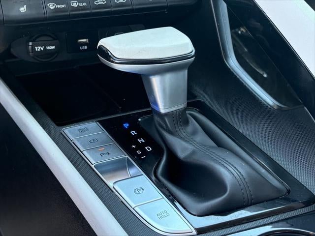 Hyundai Elantra Limited 2024