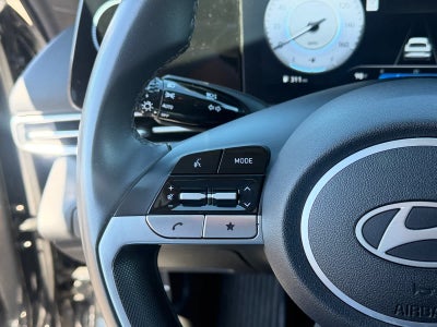 Hyundai Elantra Limited 2024