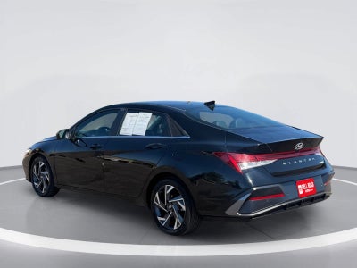 Hyundai Elantra Limited 2024