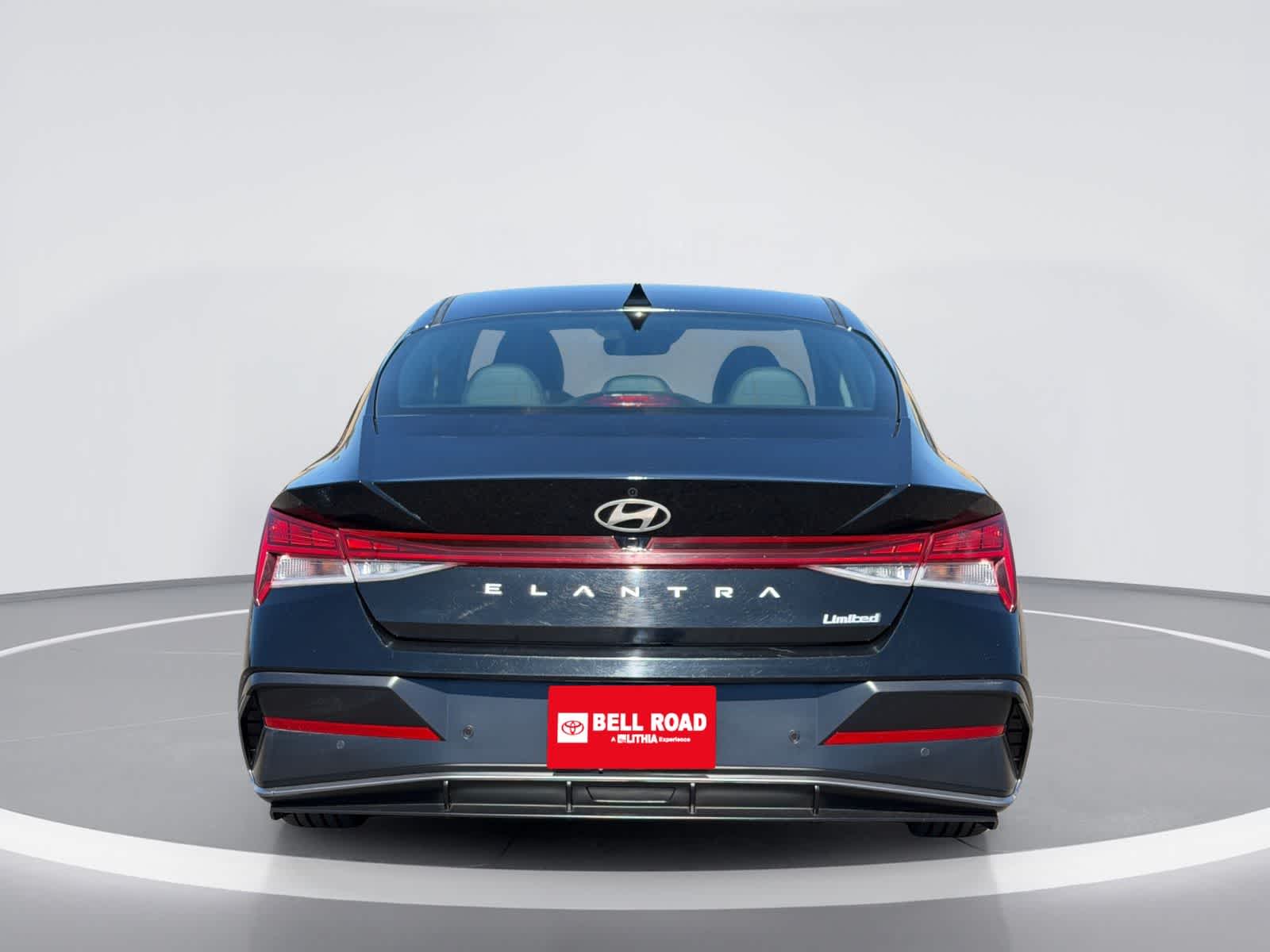 Hyundai Elantra Limited 2024