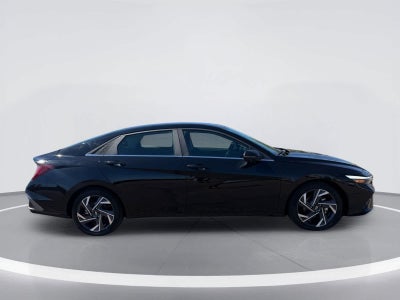 Hyundai Elantra Limited 2024