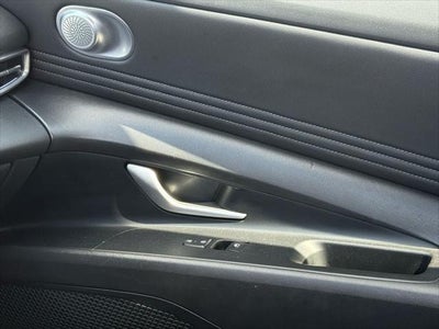 Hyundai Elantra Limited 2024