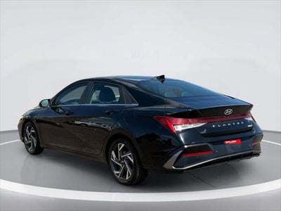 Hyundai Elantra Limited 2024