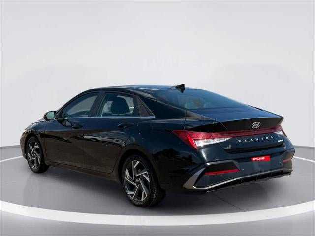Hyundai Elantra Limited 2024