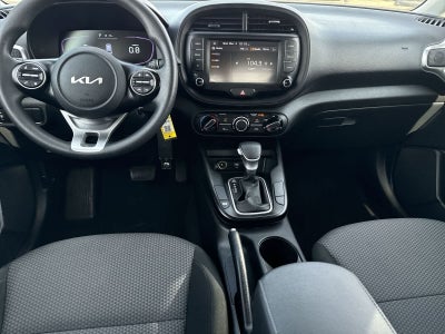 Kia Soul LX 2023