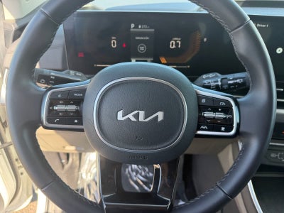 Kia Carnival LXS 2025