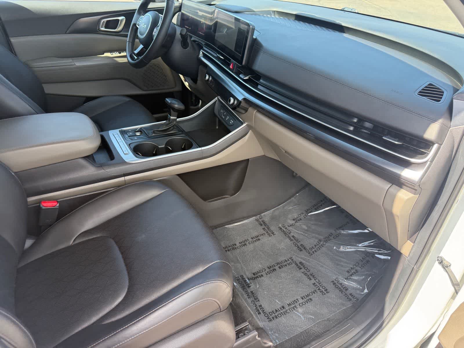 Kia Carnival LXS 2025