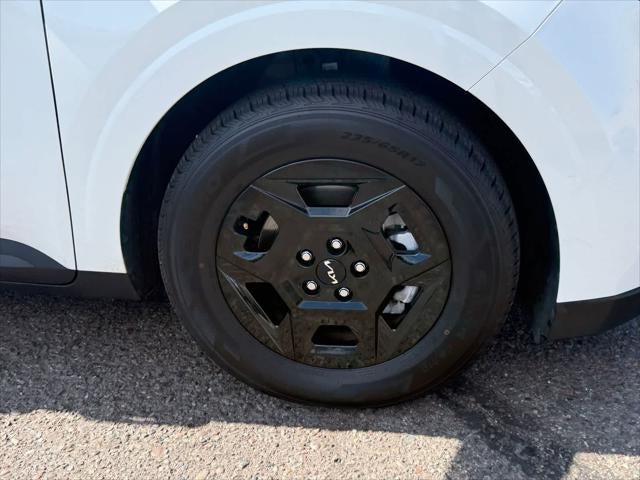 Kia Carnival LXS 2025