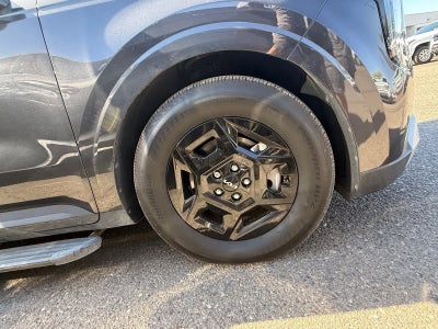 Kia Carnival LXS 2025