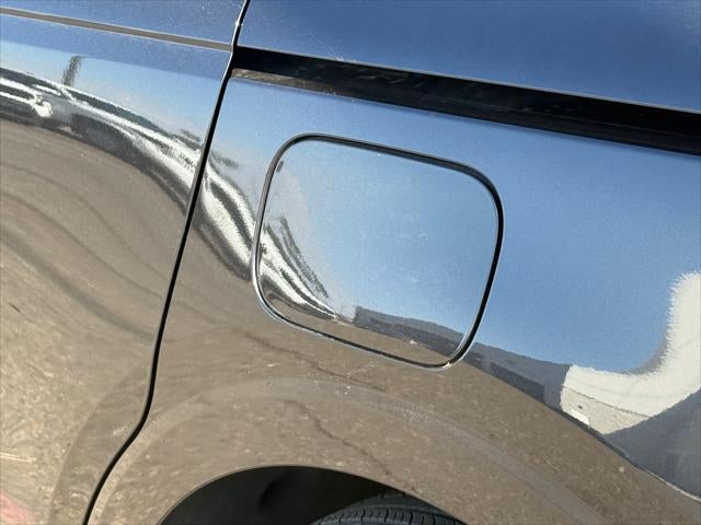 Kia Carnival LXS 2025