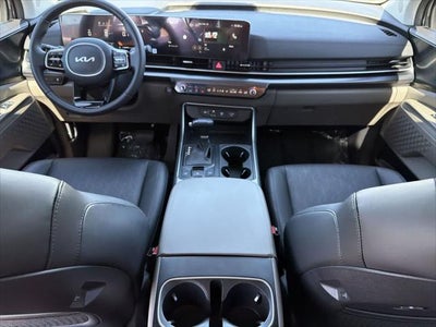 Kia Carnival LXS 2025