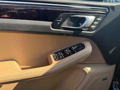 Porsche Macan S 2021