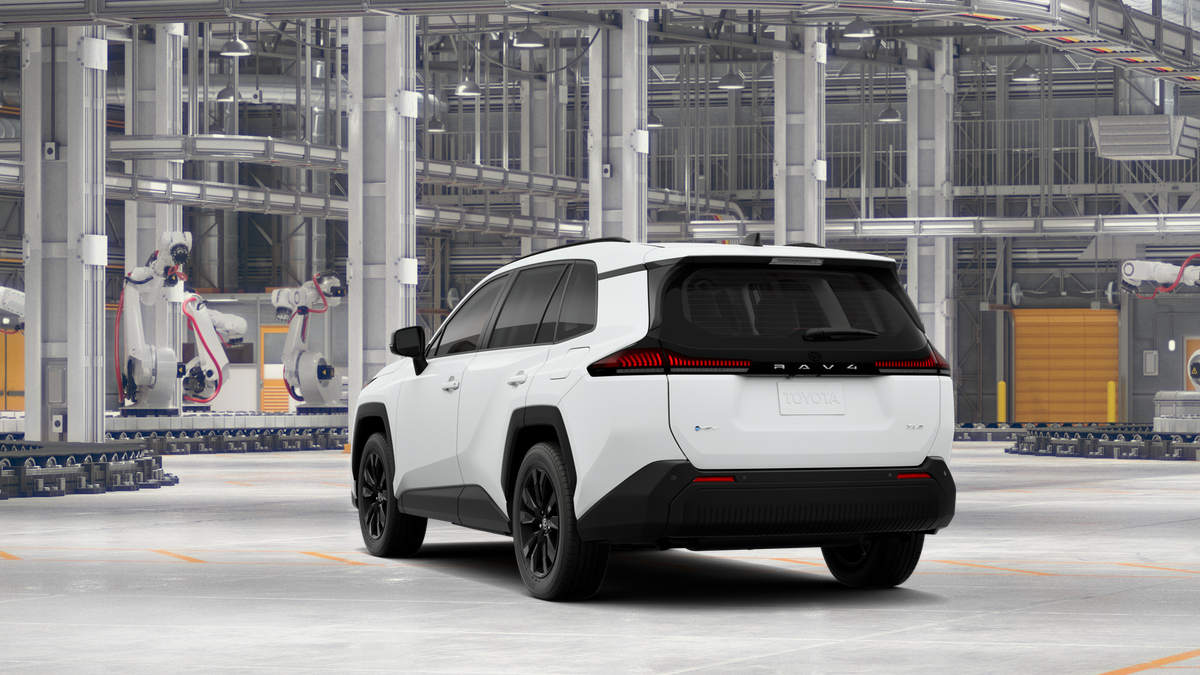 Toyota RAV4 XLE Premium 2026