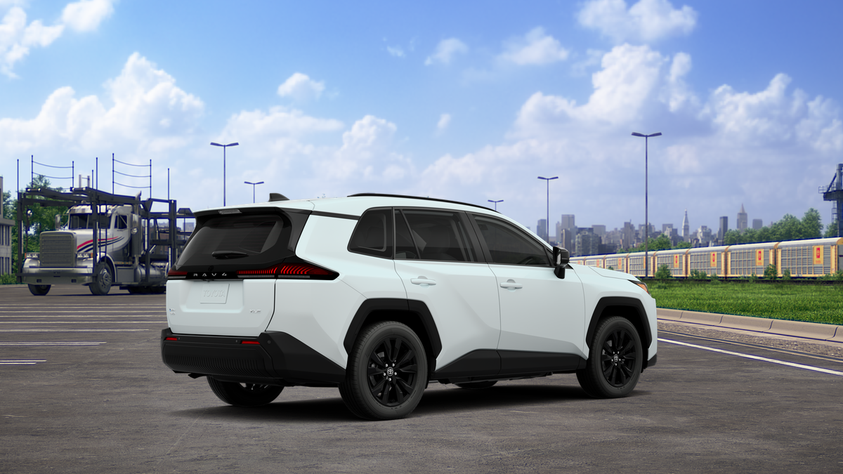 Toyota RAV4 XLE Premium 2026