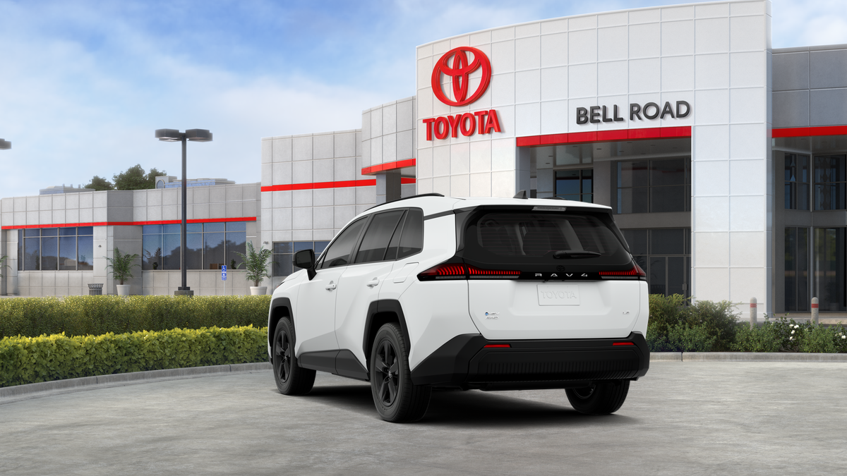 Toyota RAV4 LE 2026