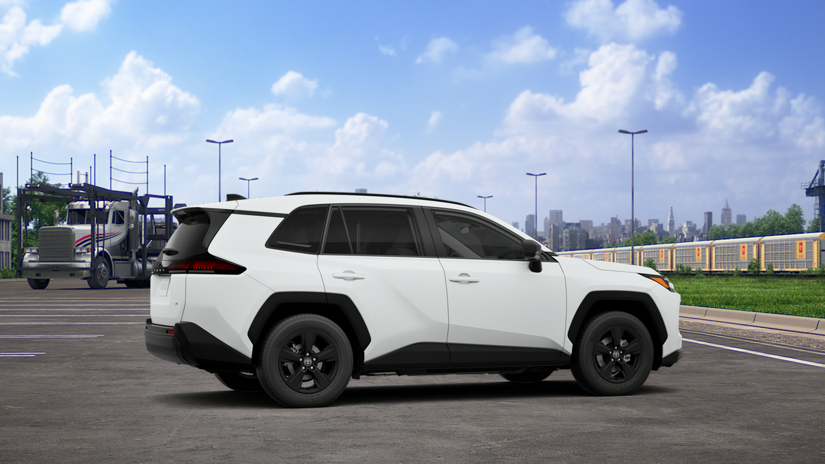 Toyota RAV4 LE 2026