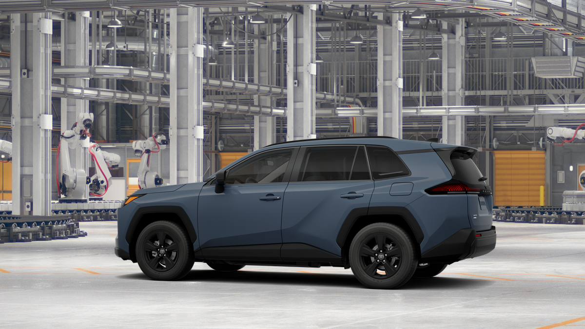 Toyota RAV4 LE 2026