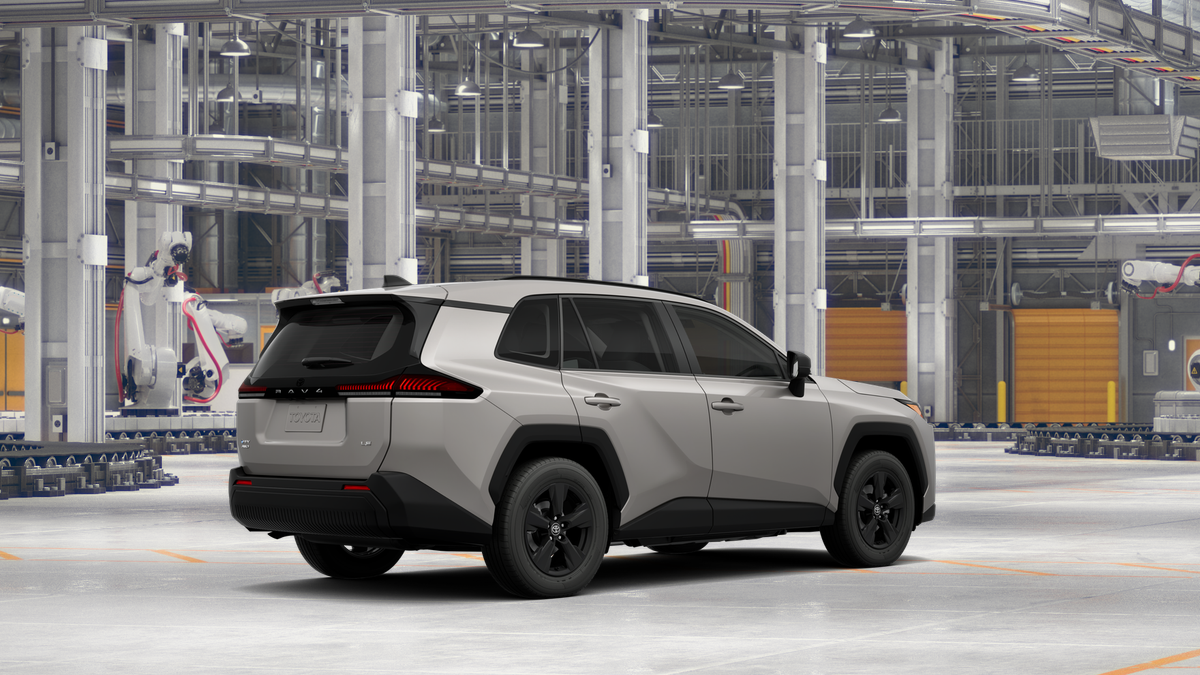 Toyota RAV4 LE 2026
