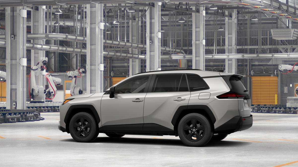 Toyota RAV4 LE 2026