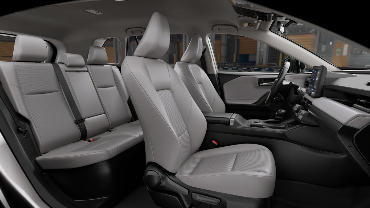 Toyota RAV4 XLE Premium 2026