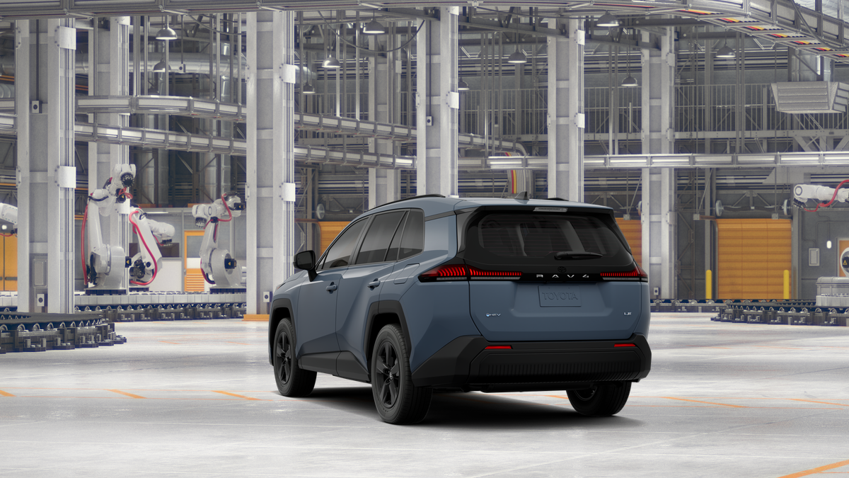 Toyota RAV4 LE 2026