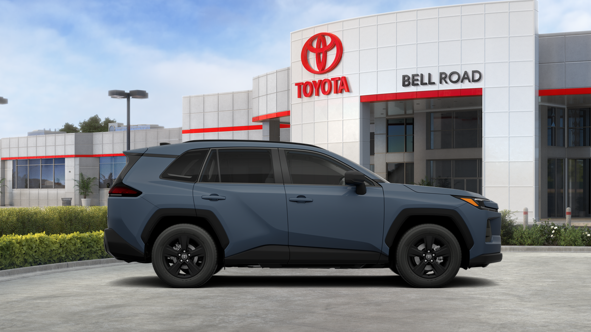 Toyota RAV4 LE 2026
