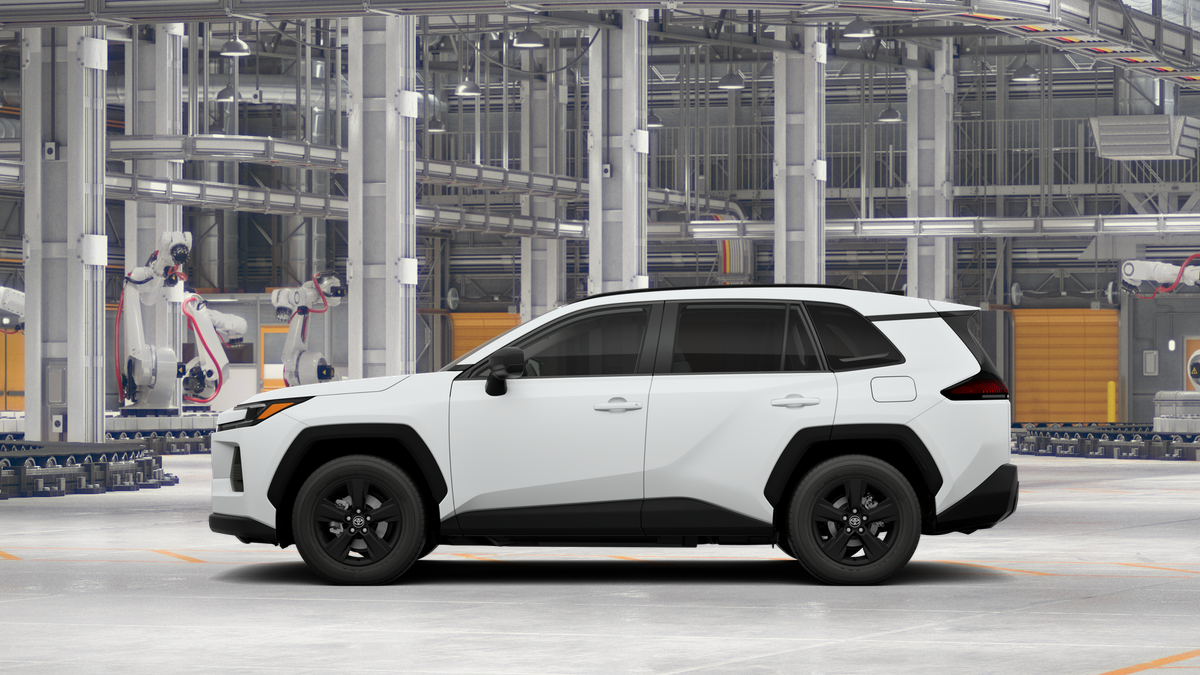 Toyota RAV4 LE 2026