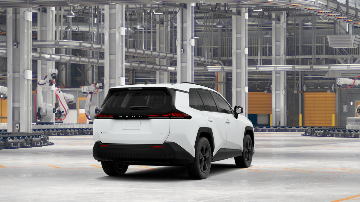 Toyota RAV4 LE 2026