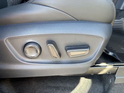 Toyota Tacoma Limited 2026