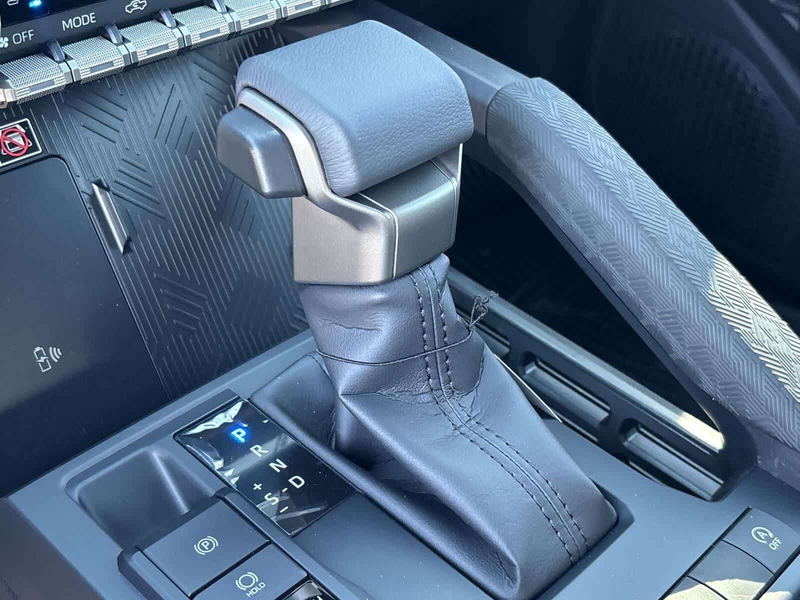 Toyota Tacoma Limited 2026