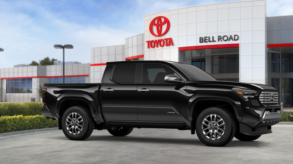 Toyota Tacoma Limited 2026