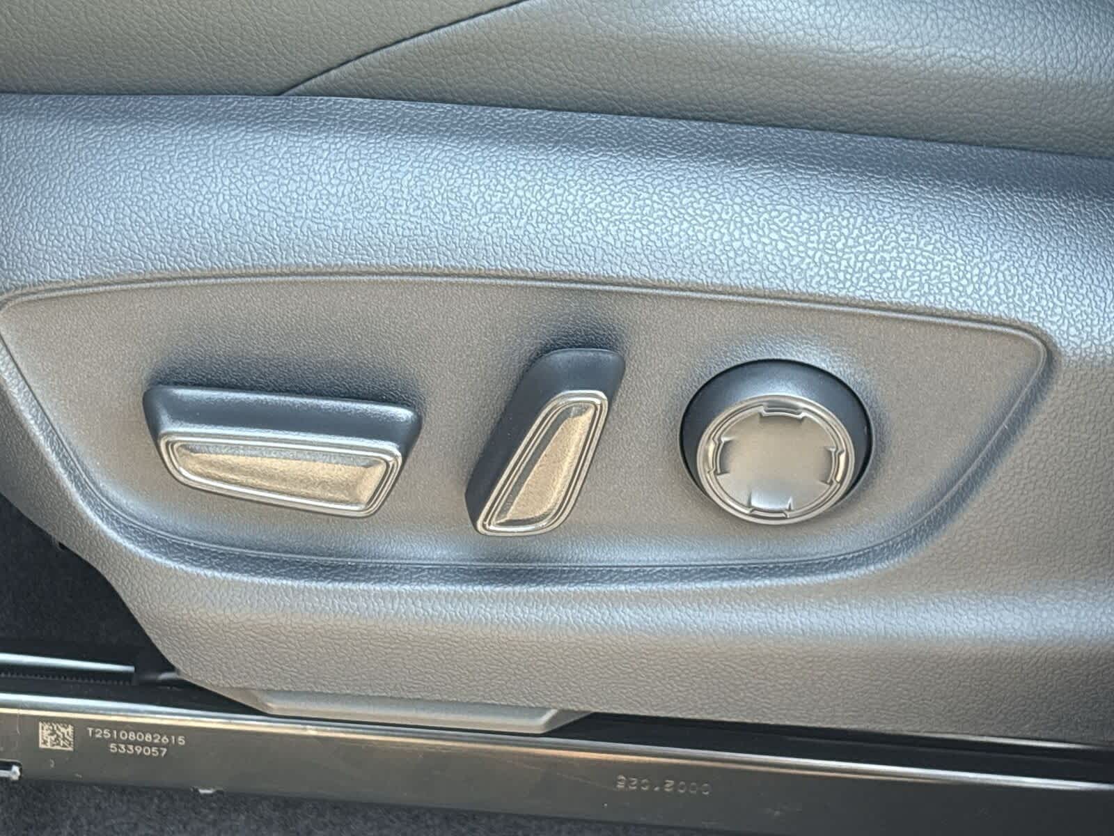 2025 Toyota Tacoma i-FORCE MAX Tacoma Limited