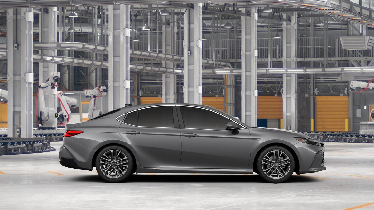 Toyota Camry XLE AWD 2026
