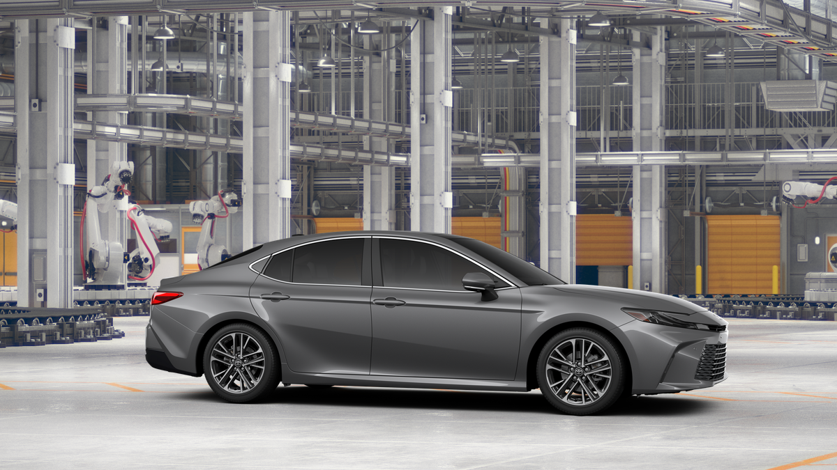 Toyota Camry XLE AWD 2026