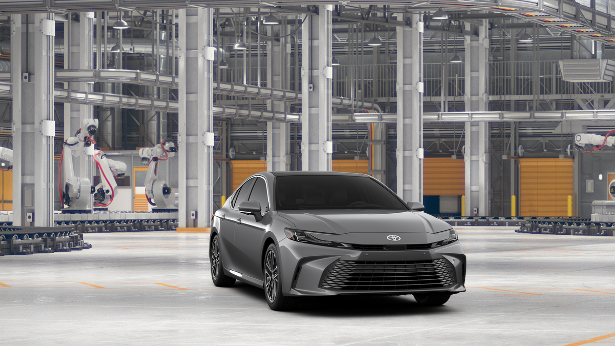 Toyota Camry XLE AWD 2026